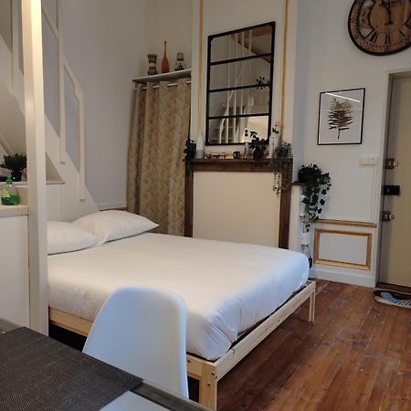 Studio Lumineux Et Fleuri Idealement Situe Apartment ก็อง ภายนอก รูปภาพ