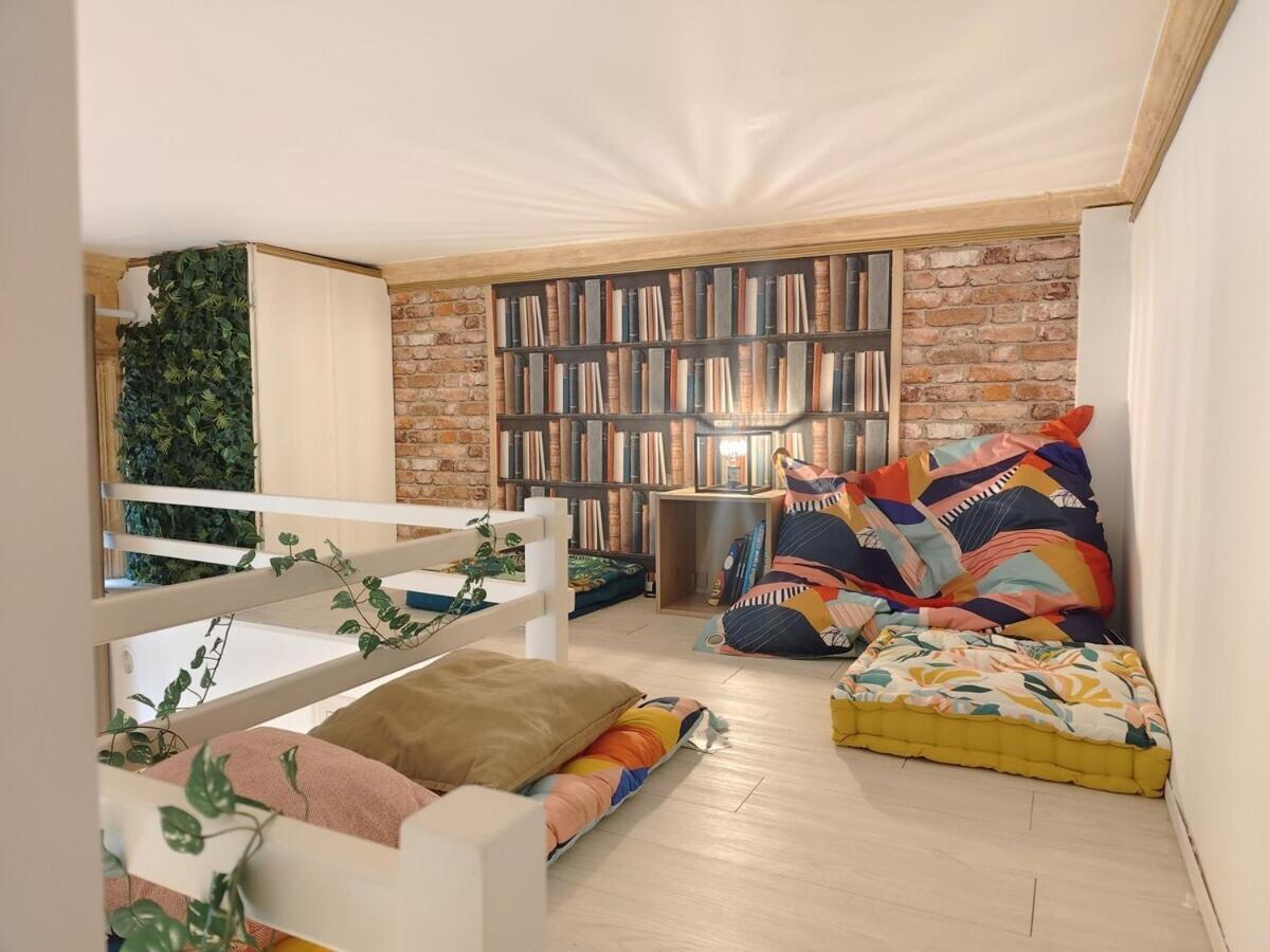Studio Lumineux Et Fleuri Idealement Situe Apartment ก็อง ภายนอก รูปภาพ