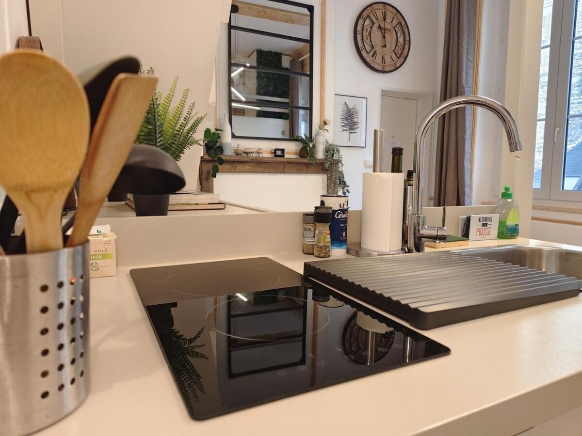 Studio Lumineux Et Fleuri Idealement Situe Apartment ก็อง ภายนอก รูปภาพ