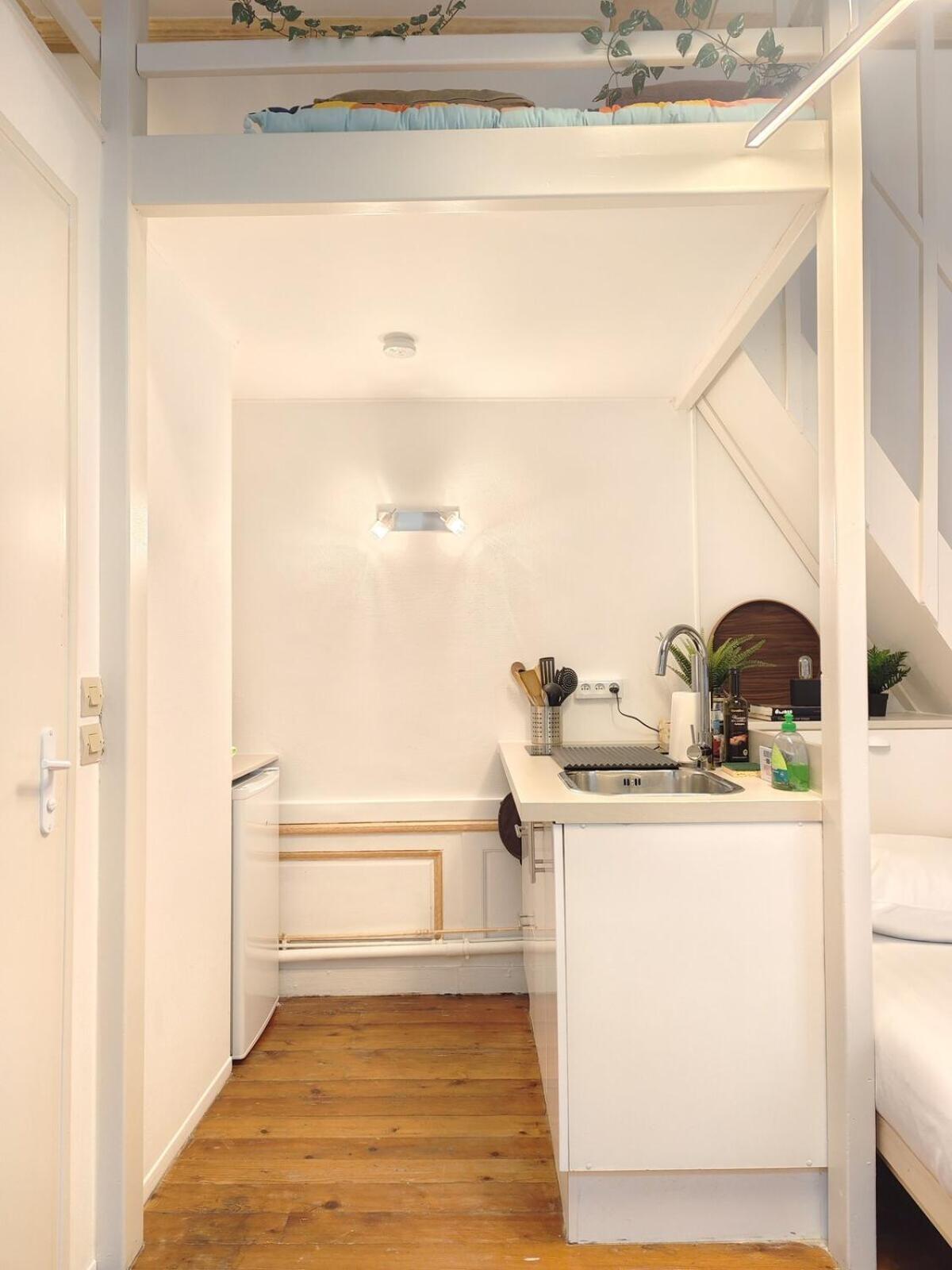 Studio Lumineux Et Fleuri Idealement Situe Apartment ก็อง ภายนอก รูปภาพ