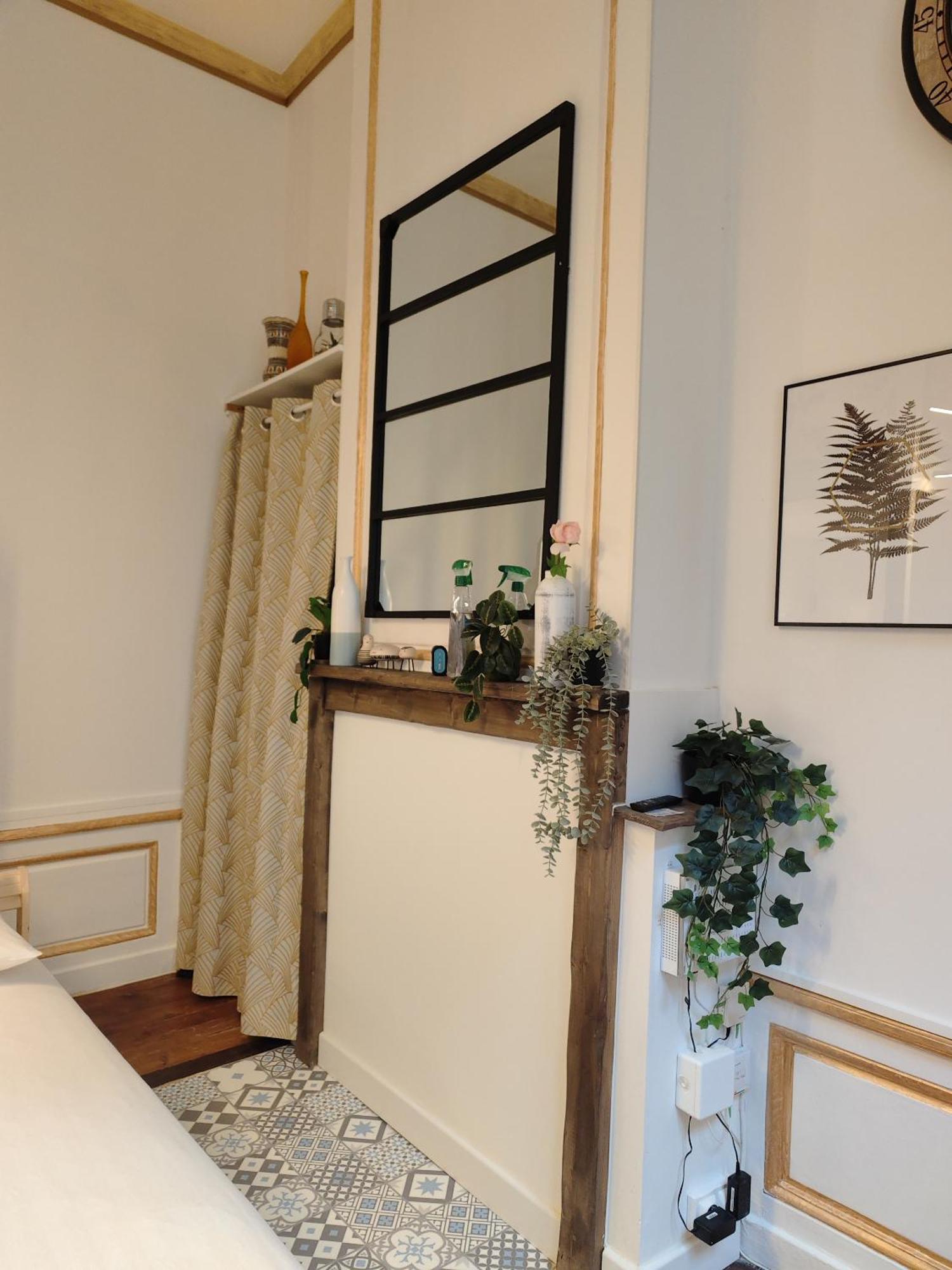 Studio Lumineux Et Fleuri Idealement Situe Apartment ก็อง ภายนอก รูปภาพ